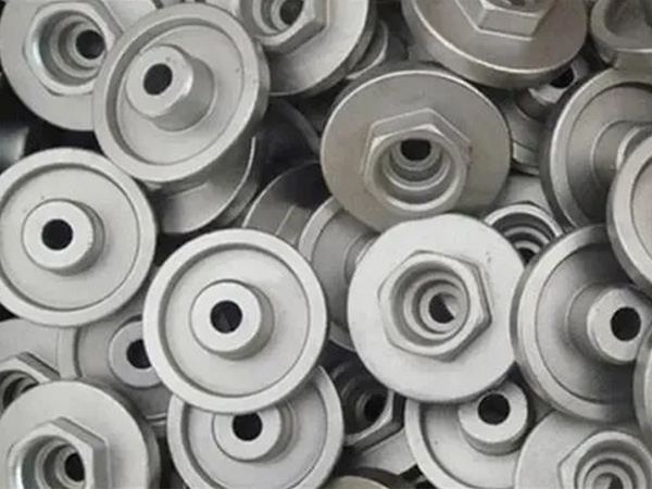 閥(fa)門鑄件(jiàn)容易産(chan)生哪些(xiē)缺陷？